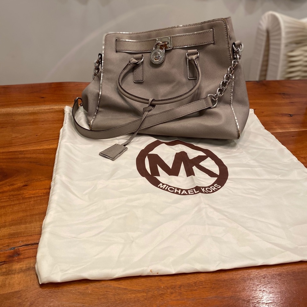 Michael Kors large Hamilton Saffiano grey bag